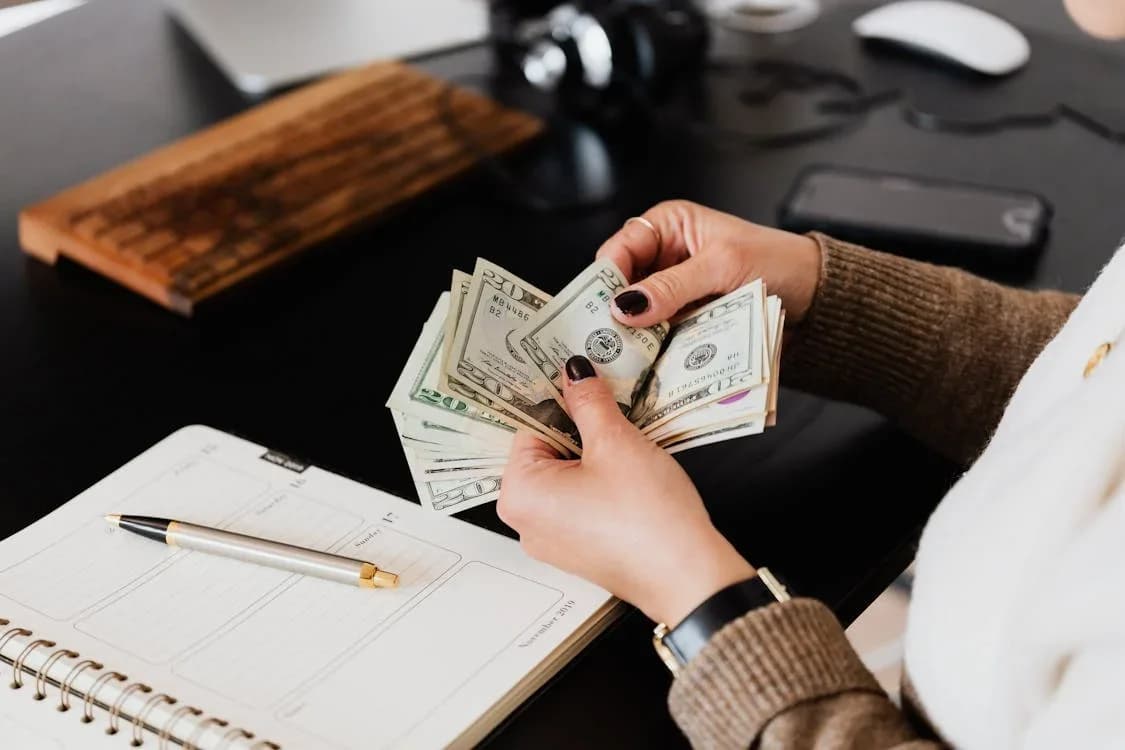 21 Ways Musicians Can Earn Income in 2026