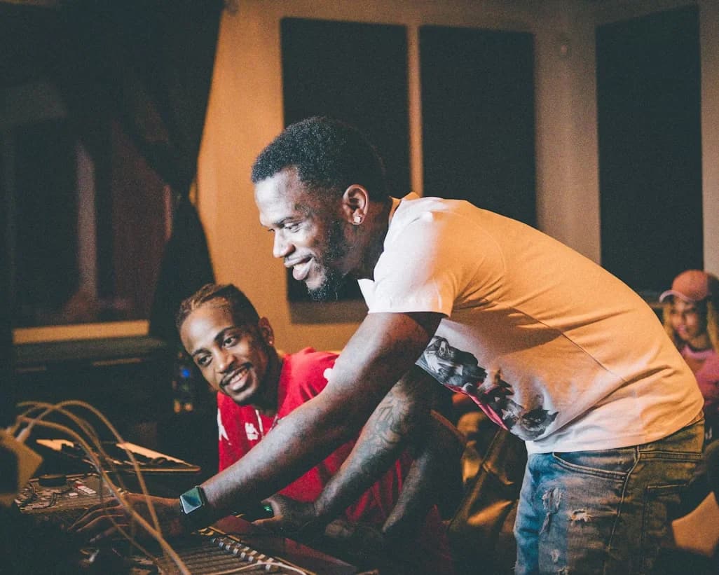 Music Industry Mentorship: How to Find, Approach, and Actually Work With a Mentor